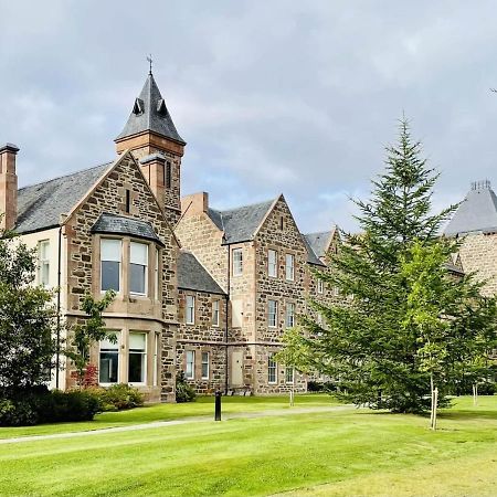 No 49 A Spacious Executive Apartment In Inverness Bagian luar foto