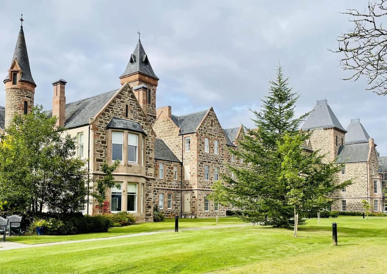 No 49 A Spacious Executive Apartment In Inverness Bagian luar foto
